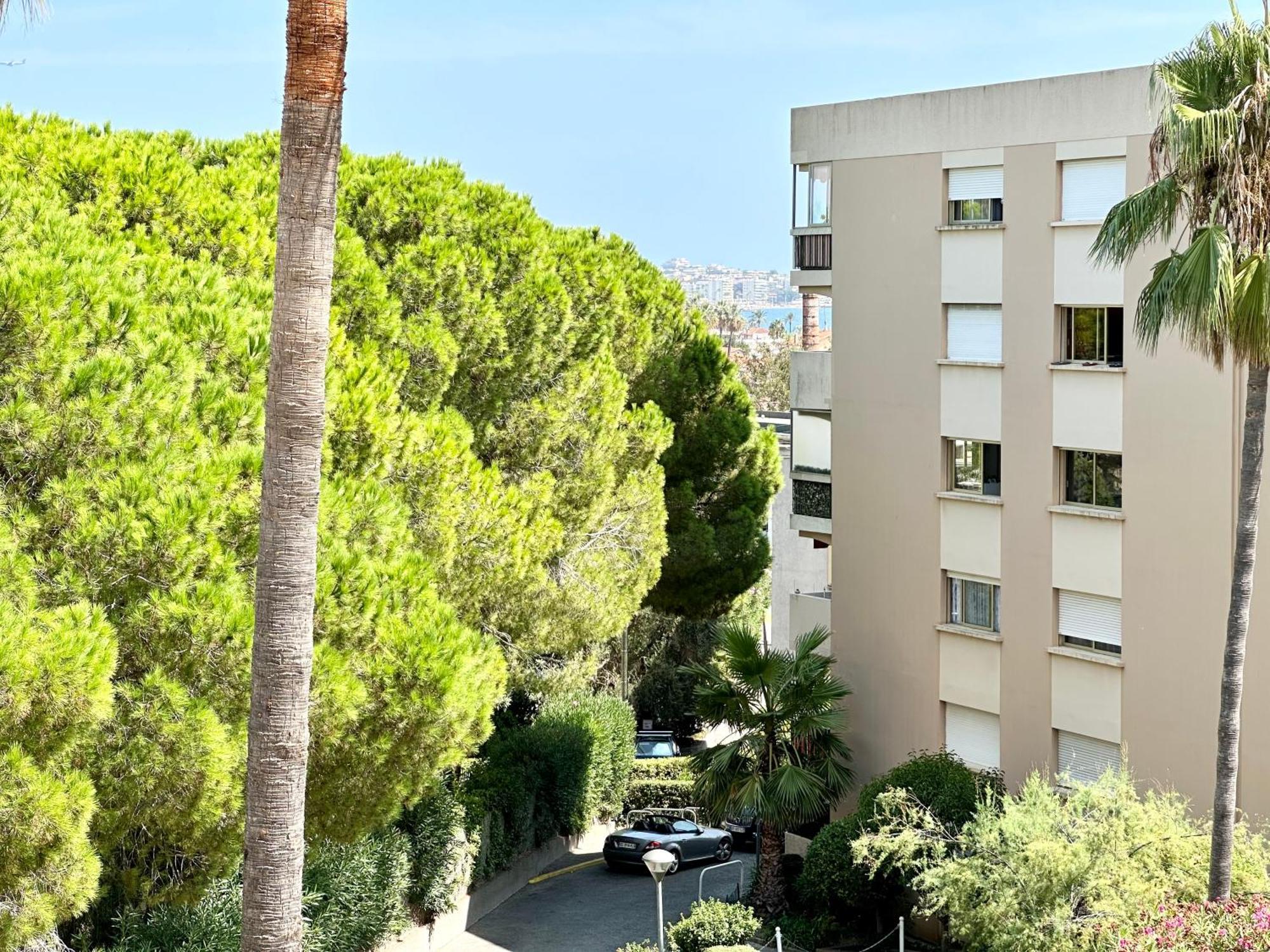 Elegant Appartement 2Pieces Piscinevue Mer Parking Vallauris Kültér fotó