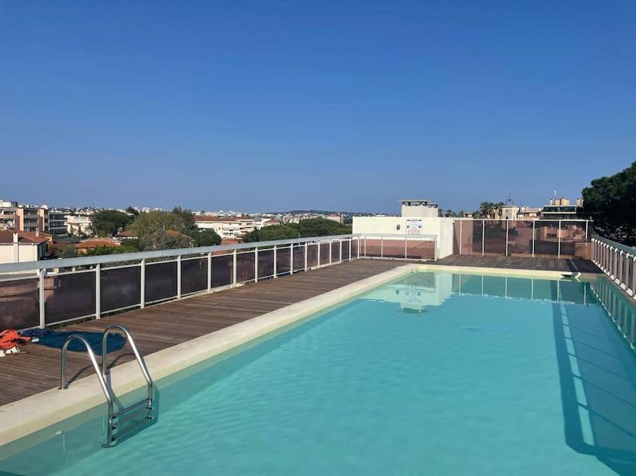 Elegant Appartement 2Pieces Piscinevue Mer Parking Vallauris Kültér fotó